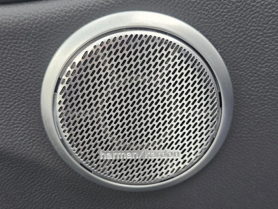 2019 Alfa Romeo Giulia - Image 18 of 20