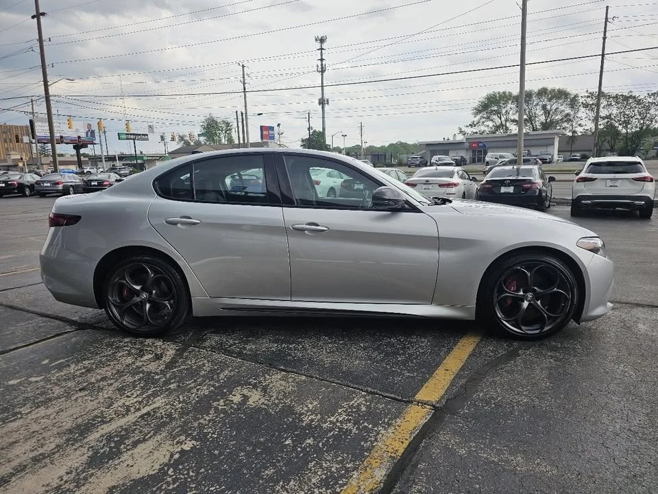2019 Alfa Romeo Giulia - Image 4 of 20