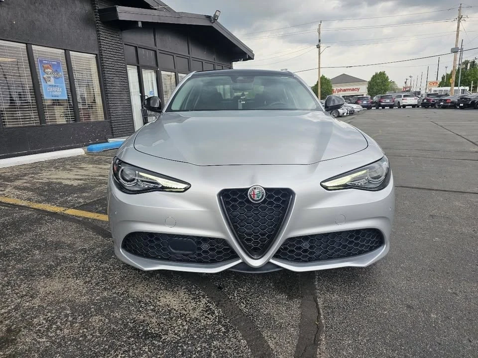 2019 Alfa Romeo Giulia - Image 2 of 20