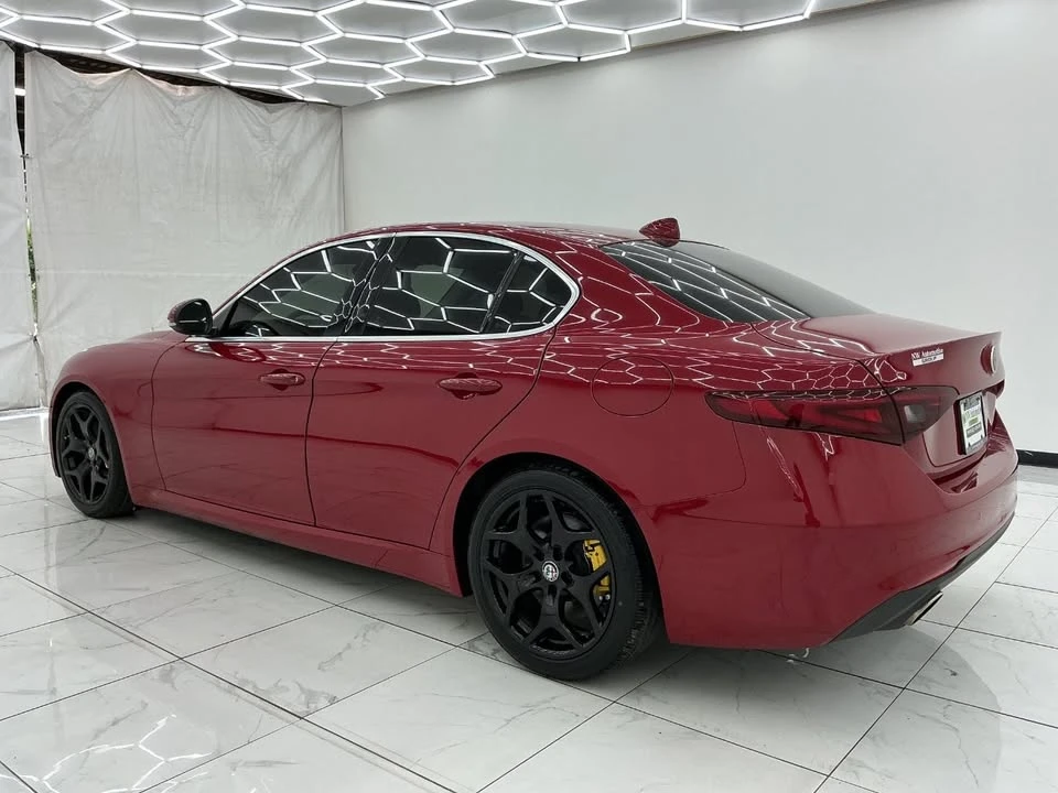2019 Alfa Romeo Giulia - Image 4 of 20