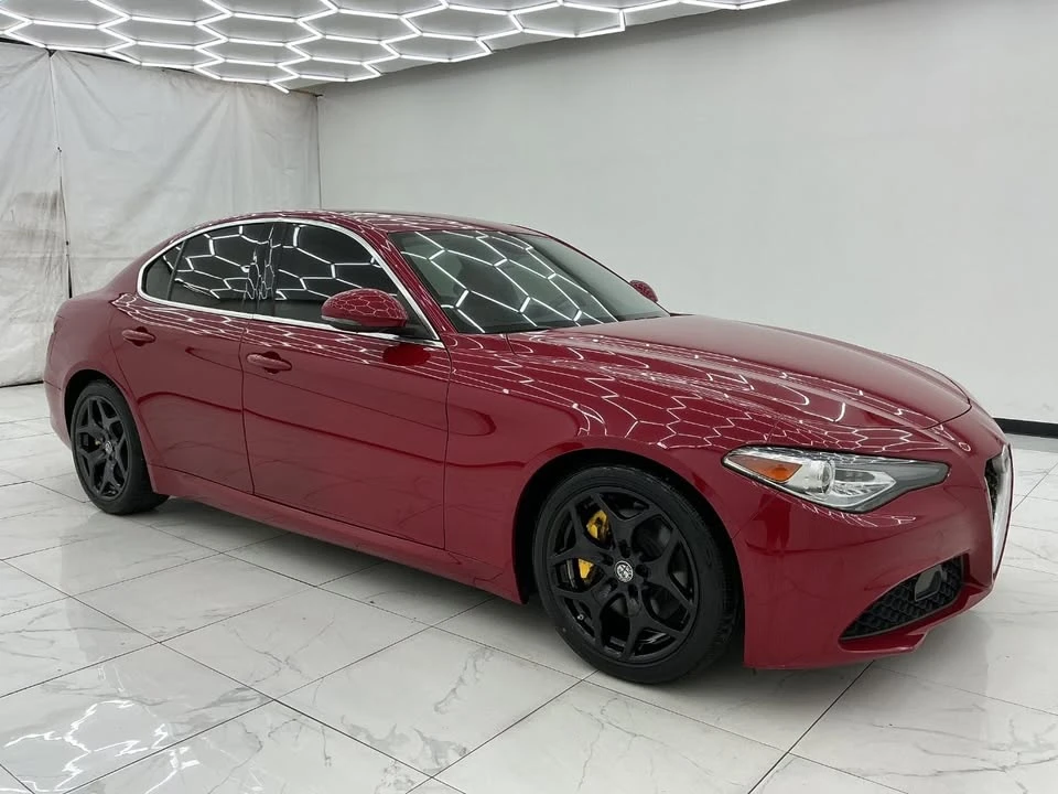 2019 Alfa Romeo Giulia - Image 3 of 20