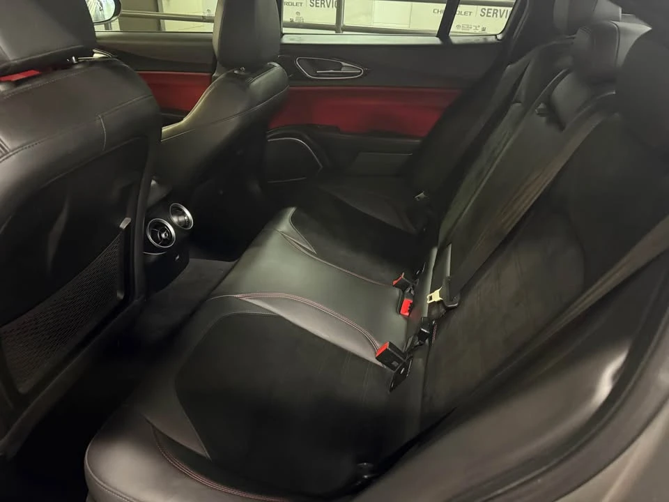 2019 Alfa Romeo Giulia - Image 6 of 6