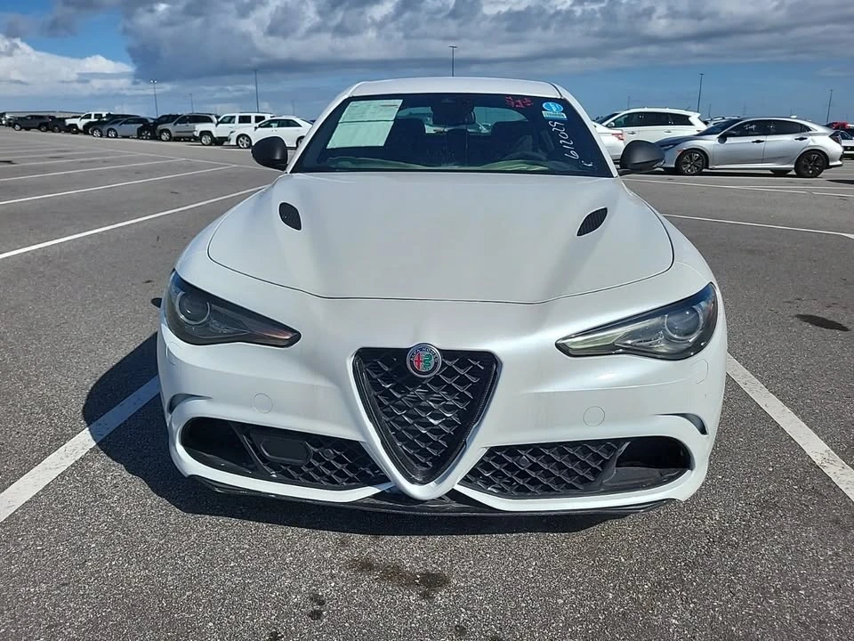 2019 Alfa Romeo Giulia - Image 3 of 9