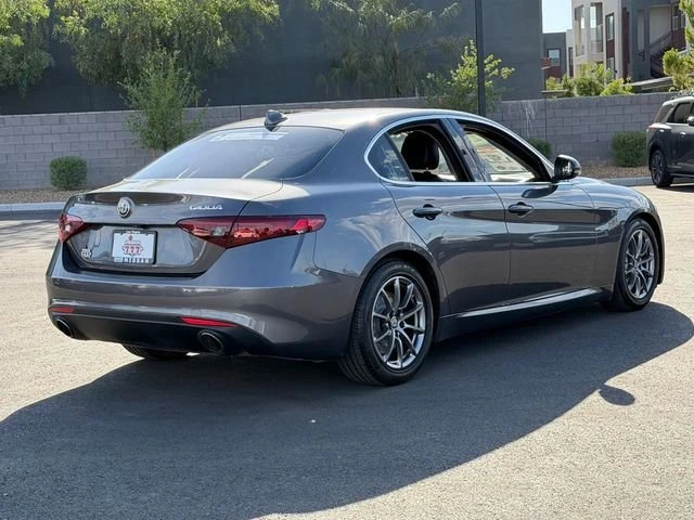 2019 Alfa Romeo Giulia - Image 5 of 16