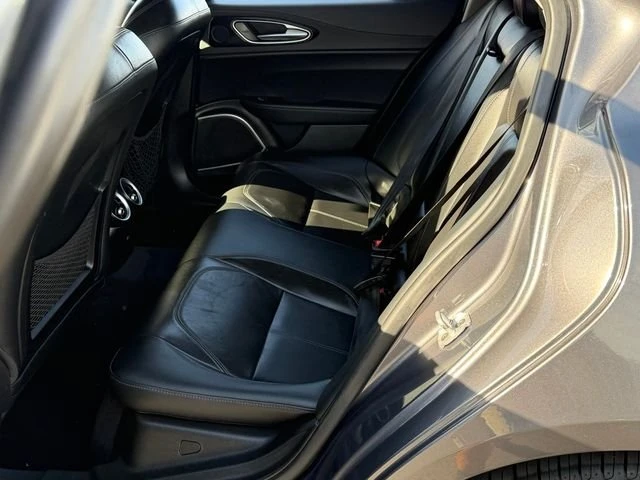 2019 Alfa Romeo Giulia - Image 16 of 16