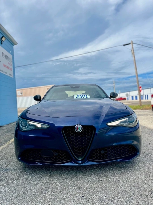 2019 Alfa Romeo Giulia - Image 4 of 21