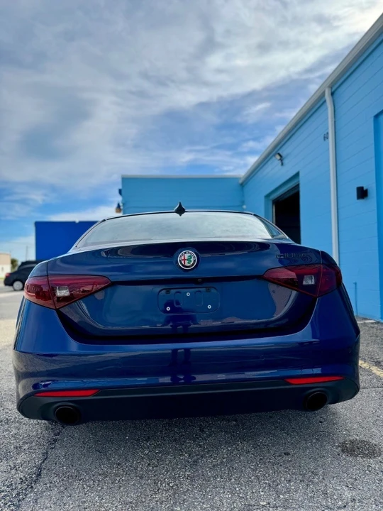 2019 Alfa Romeo Giulia - Image 7 of 21