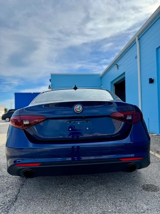 2019 Alfa Romeo Giulia - Image 7 of 21