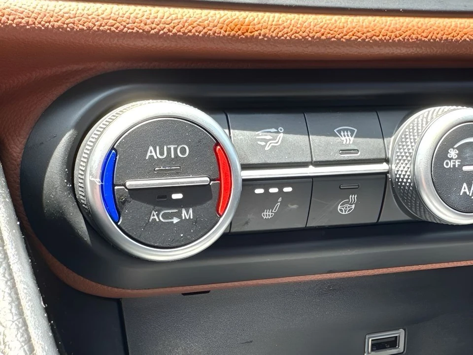 2019 Alfa Romeo Giulia - Image 20 of 31