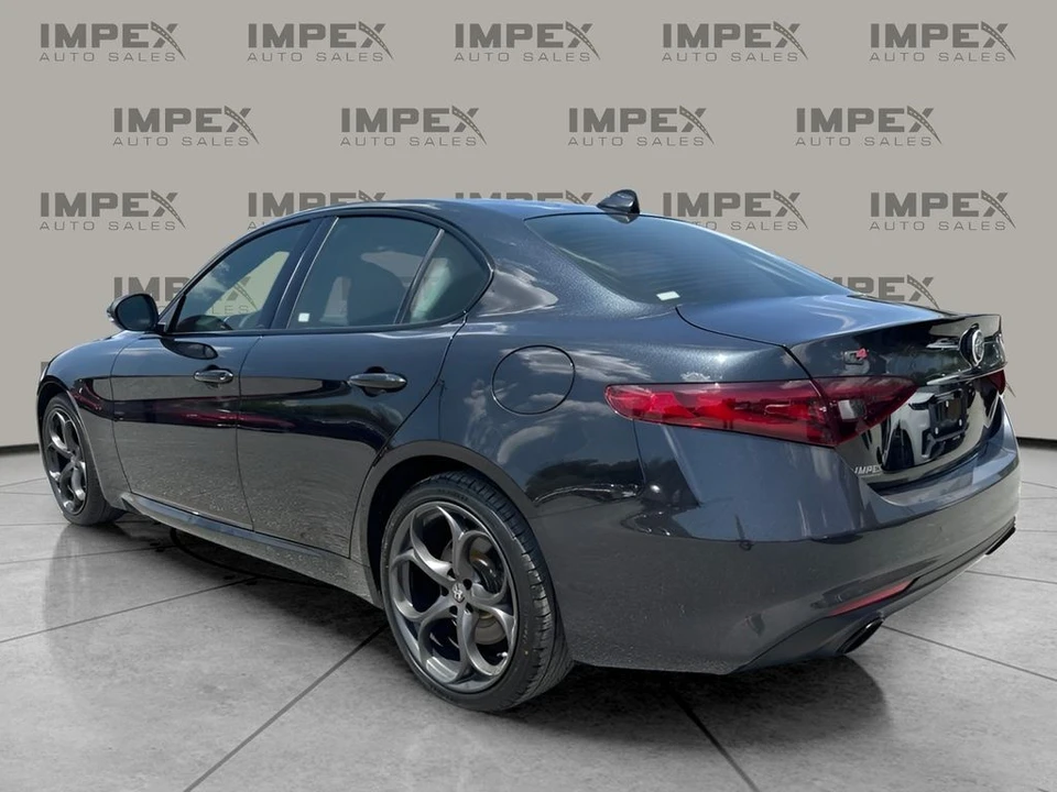 2019 Alfa Romeo Giulia - Image 3 of 31