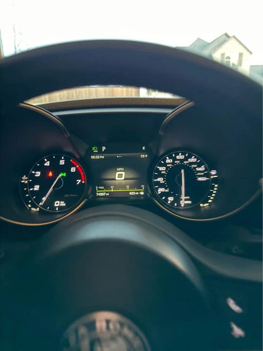 2019 Alfa Romeo Giulia - Image 2 of 5