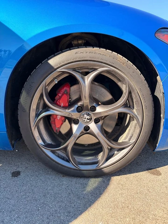 2019 Alfa Romeo Giulia - Image 8 of 20