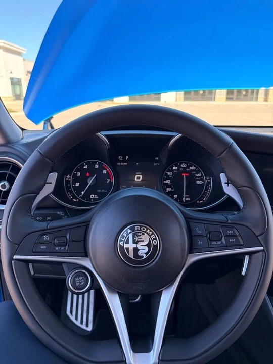 2019 Alfa Romeo Giulia - Image 12 of 20