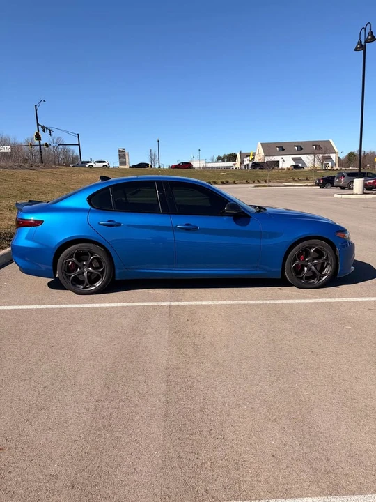 2019 Alfa Romeo Giulia - Image 6 of 20