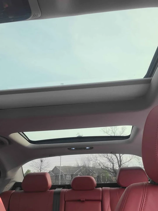 2019 Alfa Romeo Giulia - Image 18 of 18
