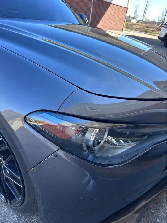 2019 Alfa Romeo Giulia - Image 14 of 15