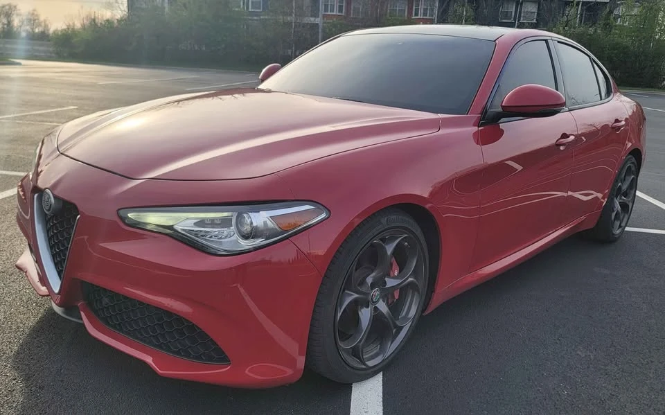 2019 Alfa Romeo Giulia - Image 13 of 18