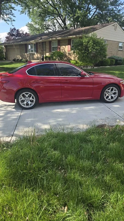 2019 Alfa Romeo Giulia - Image 3 of 8