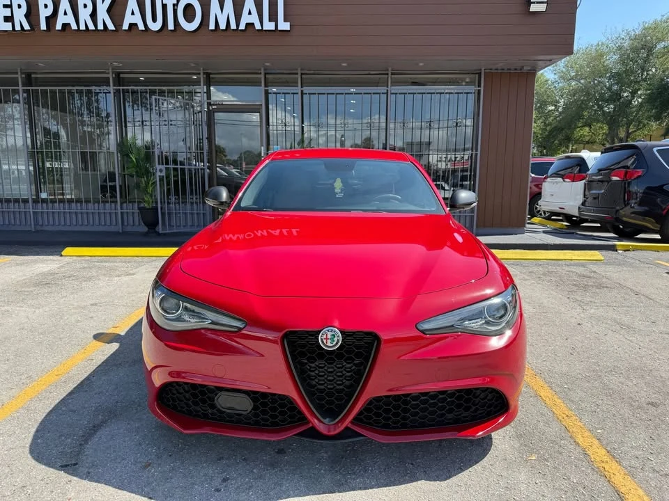 2019 Alfa Romeo Giulia - Image 2 of 18