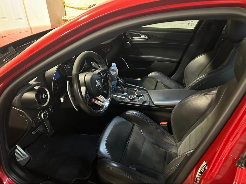 2019 Alfa Romeo Giulia - Image 10 of 12