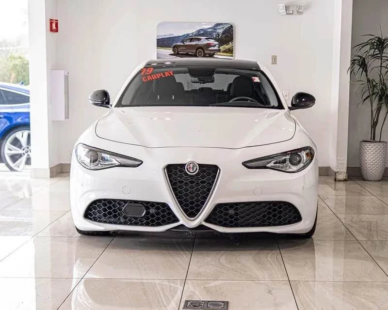 2019 Alfa Romeo Giulia - Image 2 of 15