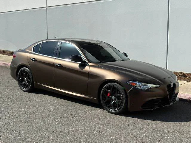 2019 Alfa Romeo Giulia - Image 5 of 20