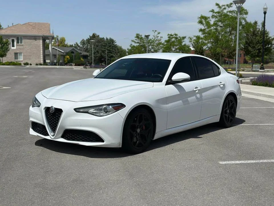 2019 Alfa Romeo Giulia - Image 3 of 12