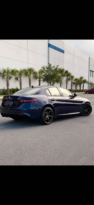 2019 Alfa Romeo Giulia - Image 4 of 19