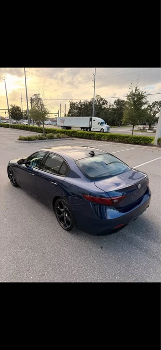 2019 Alfa Romeo Giulia - Image 7 of 19