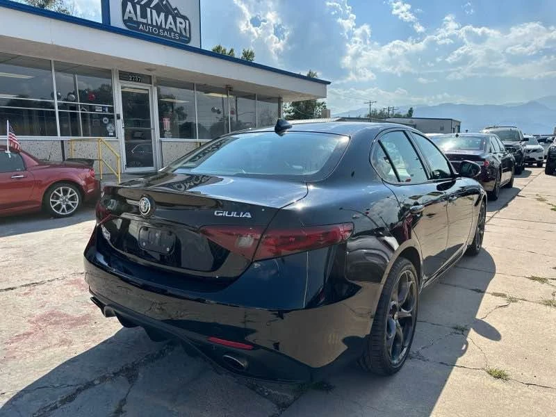 2019 Alfa Romeo Giulia - Image 8 of 18