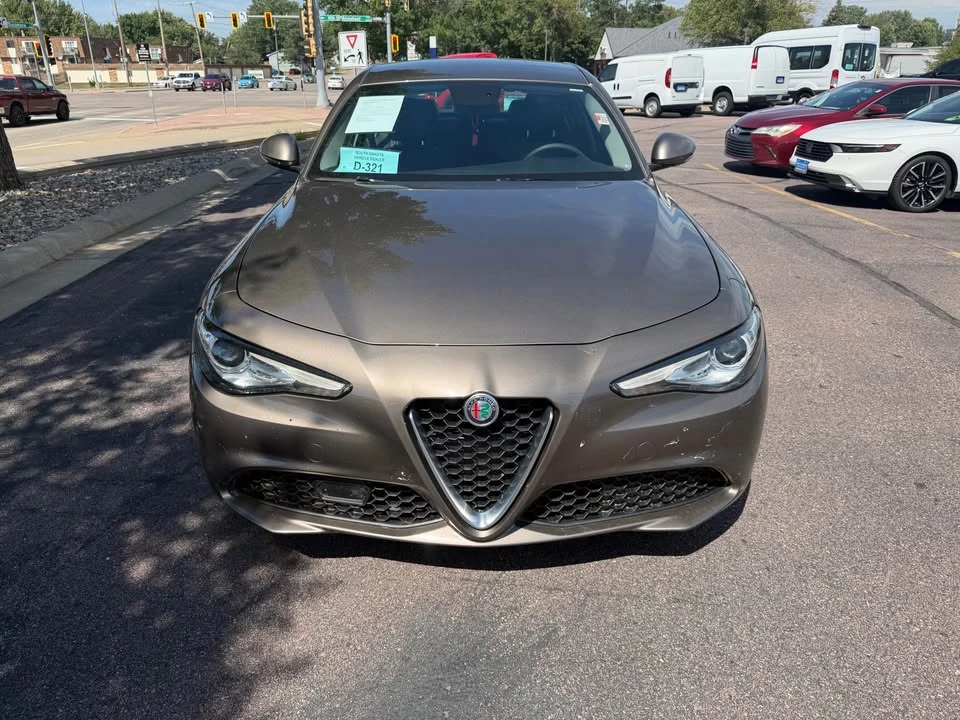 2019 Alfa Romeo Giulia - Image 2 of 14