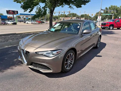 2019 Alfa Romeo Giulia Giulia