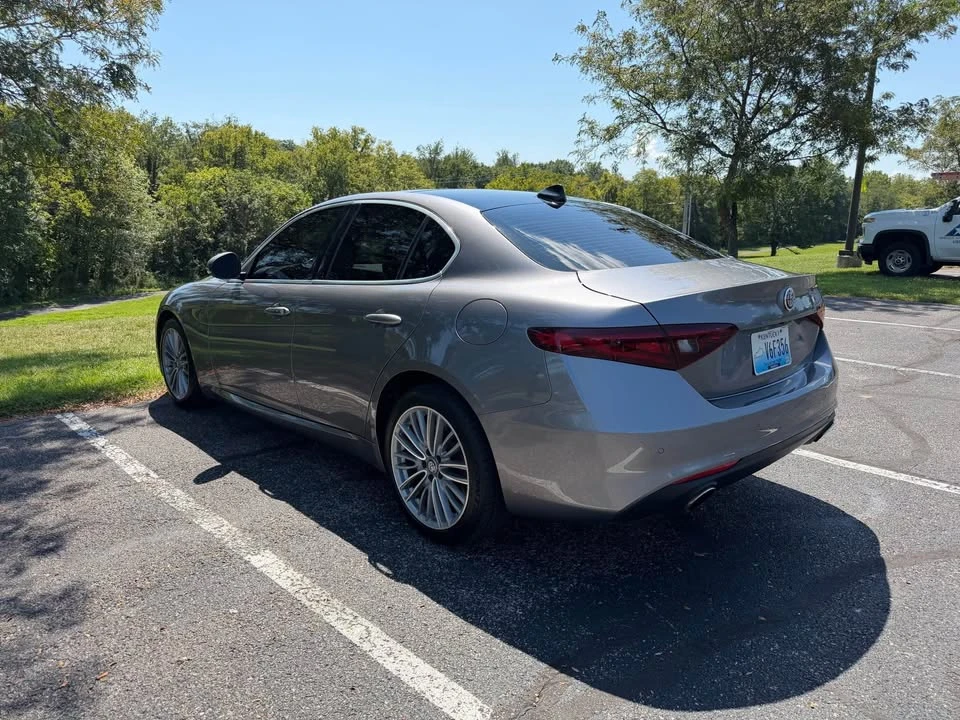 2019 Alfa Romeo Giulia - Image 4 of 18