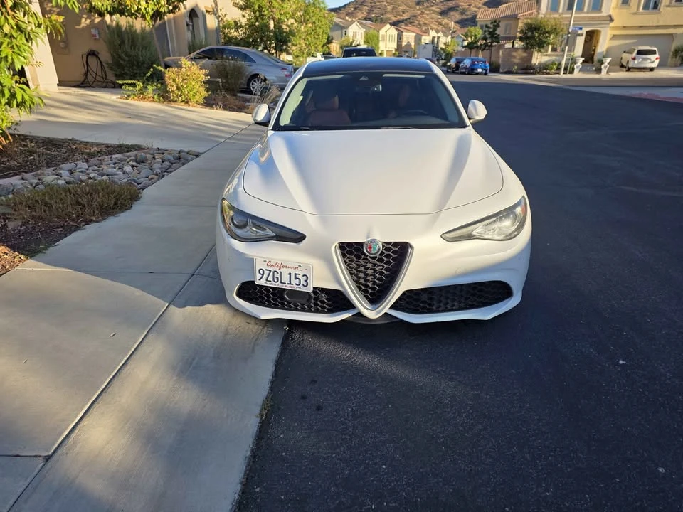 2019 Alfa Romeo Giulia - Image 2 of 13