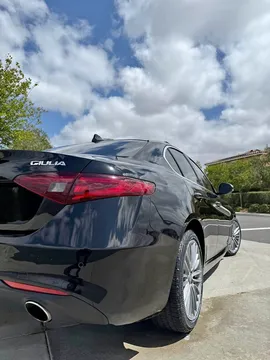 2019 Alfa Romeo Giulia Ti Lusso