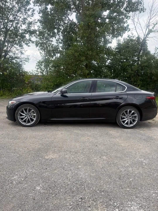 2019 Alfa Romeo Giulia - Image 3 of 20