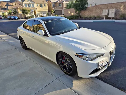2019 Alfa Romeo Giulia Ti Sport