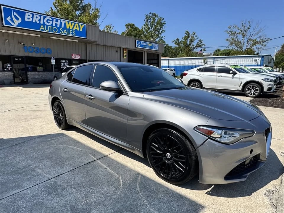 2019 Alfa Romeo Giulia - Image 3 of 13