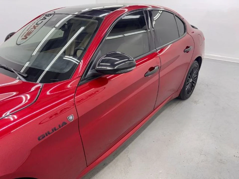 2019 Alfa Romeo Giulia - Image 2 of 20