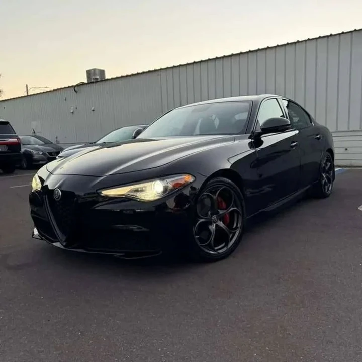 2019 Alfa Romeo Giulia - Image 3 of 13