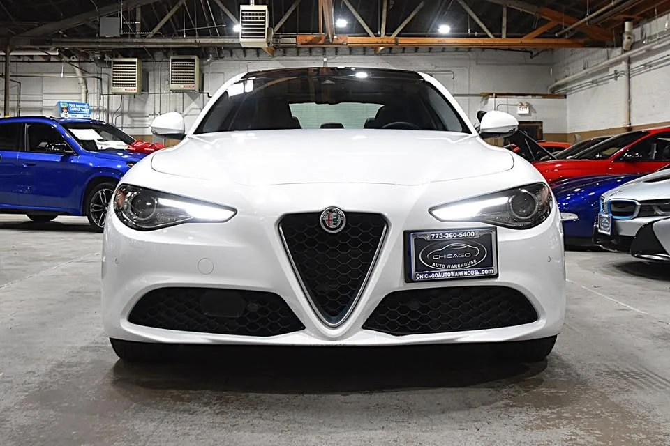 2019 Alfa Romeo Giulia - Image 2 of 20