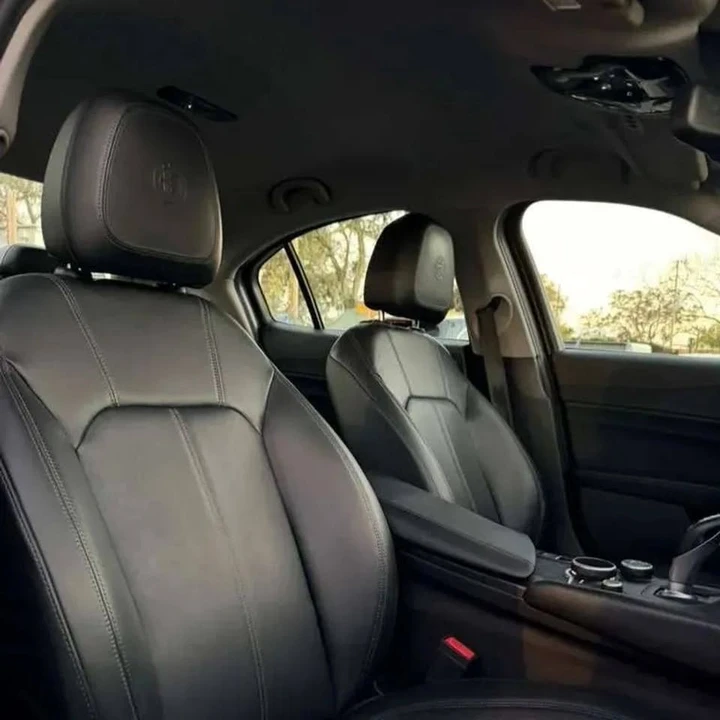 2019 Alfa Romeo Giulia - Image 12 of 13