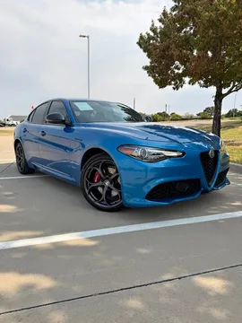 2019 Alfa Romeo Giulia Sport