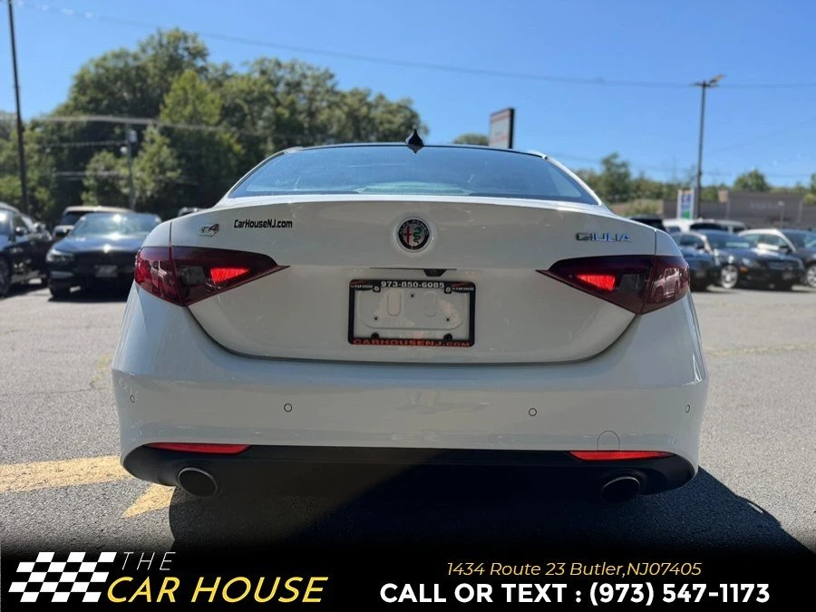 2019 Alfa Romeo Giulia - Image 2 of 19