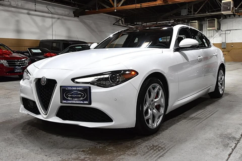 2019 Alfa Romeo Giulia - Image 3 of 20