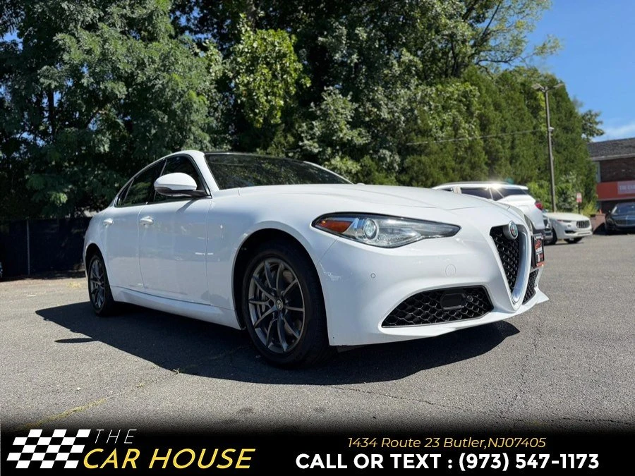 2019 Alfa Romeo Giulia - Image 8 of 19
