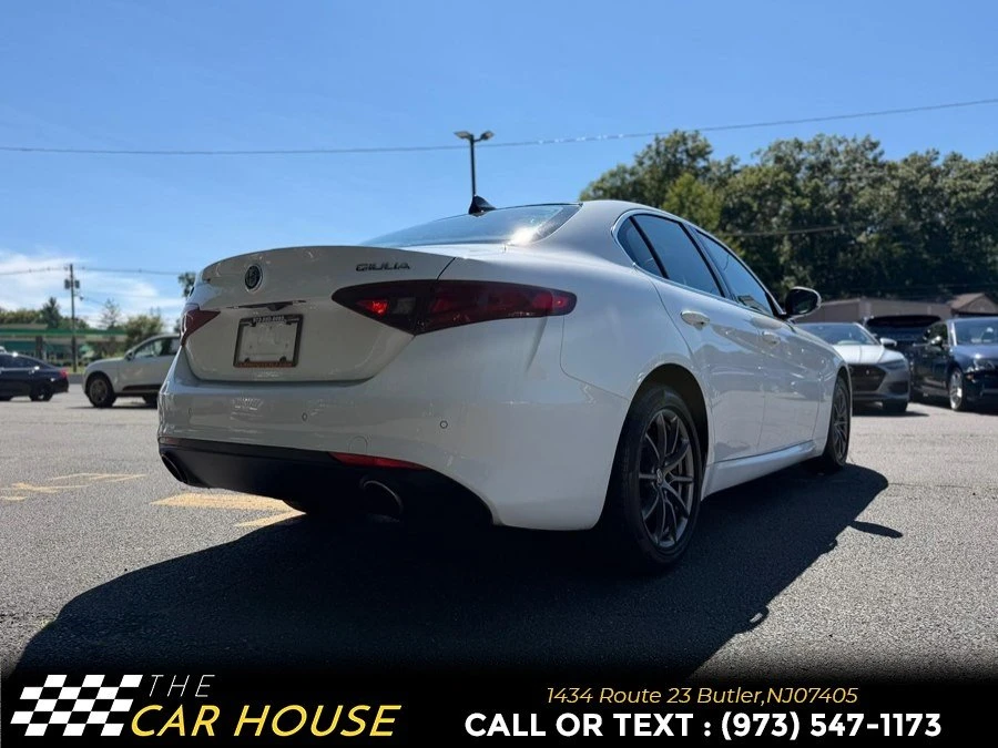2019 Alfa Romeo Giulia - Image 6 of 19