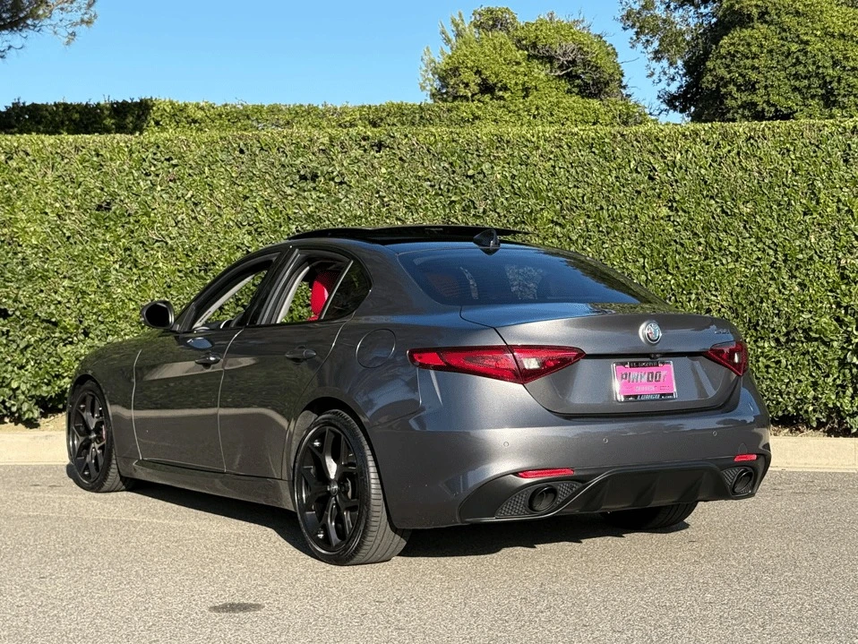 2019 Alfa Romeo Giulia - Image 3 of 20