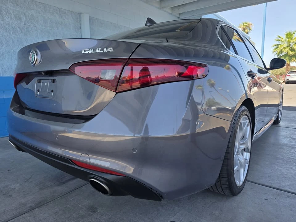 2019 Alfa Romeo Giulia - Image 3 of 18