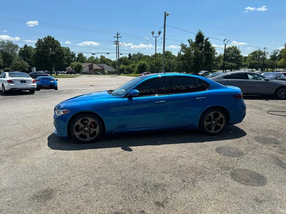 2019 Alfa Romeo Giulia - Image 7 of 20